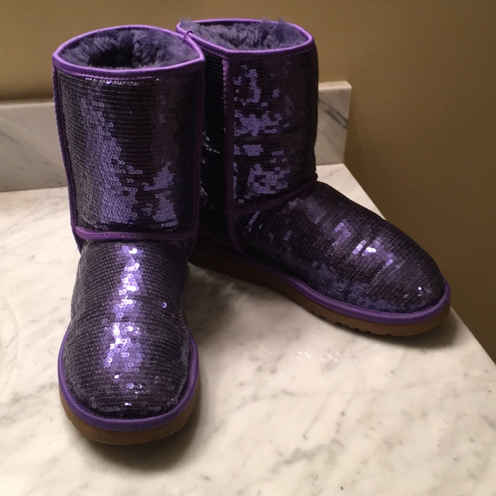 UGG boots size 8